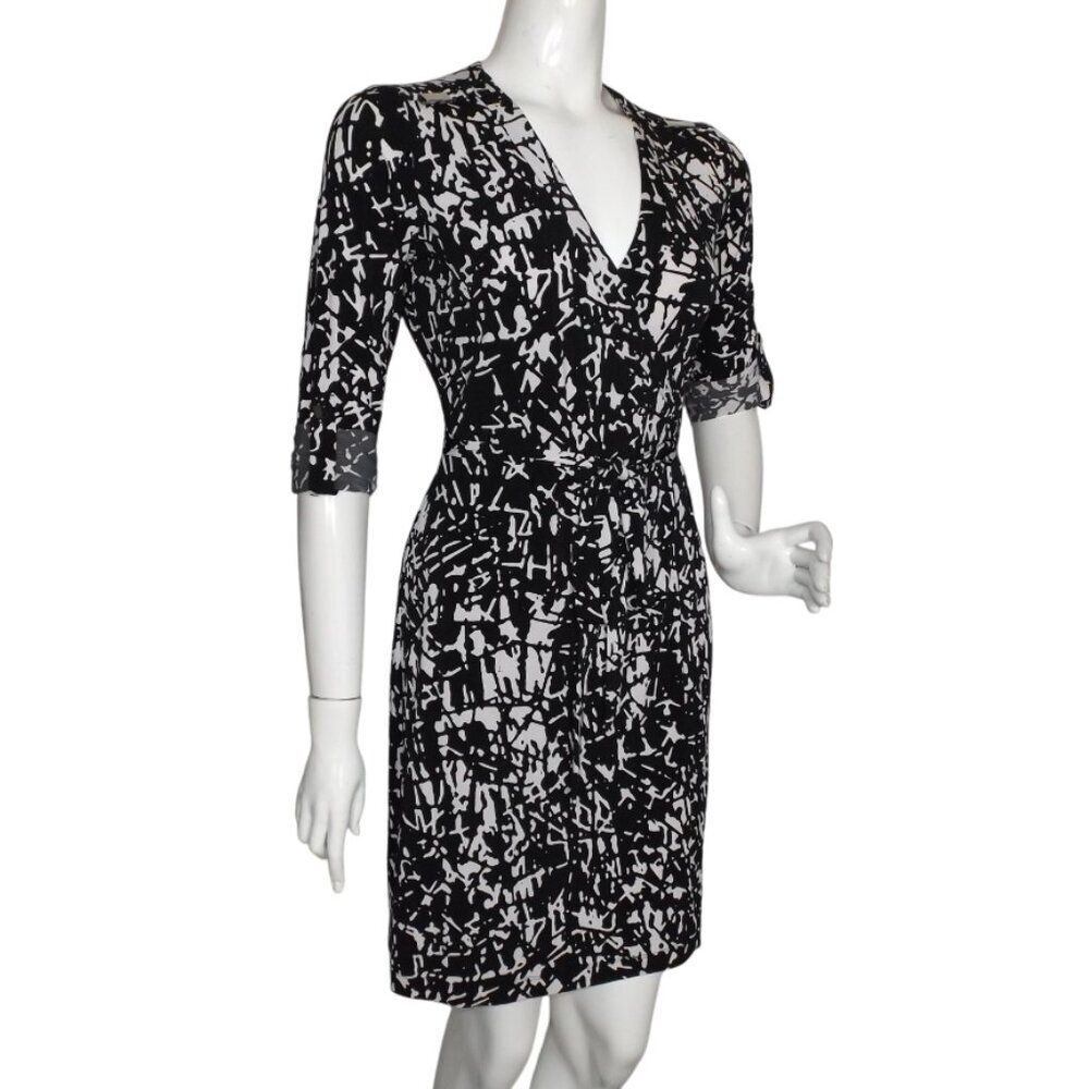 CALVIN KLEIN Wrap Dress, 4, Black Abstract, Tab sleeves/Roll-up, V-neck/Surplice - Picture 3 of 11